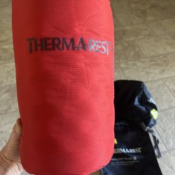 Therm-a-Rest Prolite Plus Women's Ultralight Self-Inflating Backpacking Pad