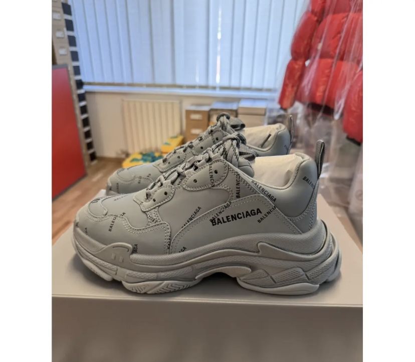 Size 11 Triple S