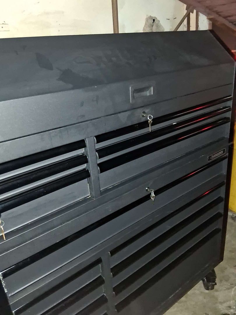Husky tool storage 52" W by 20" D heavy duty rolling tool chest combo in matte black
