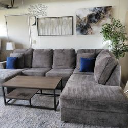 Gray Sectional Couch Free Delivery 🚚
