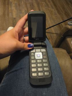 Sonim flip phone