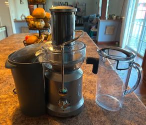 Breville Juice Fountain Cold Juicer - Works Great!