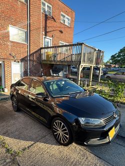 Volkswagen Jetta 2012 (2.5 SEL) 176k miles