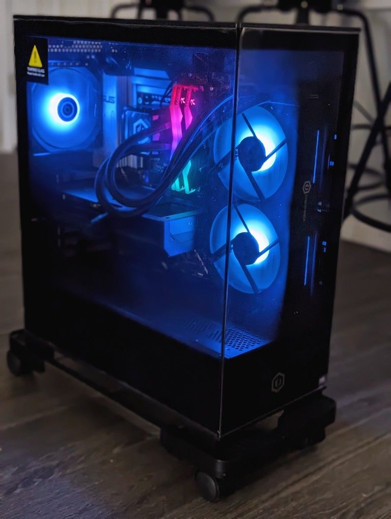 Gaming PC - 64gb Ram DDR5, 4070 Super 12gb, 1tb SSD - $1200