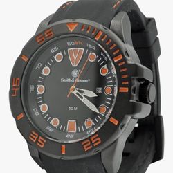 Smith & Wesson Scout men's watch, 5 ATM water resistance, stainless steel case back, rubber strap, 48 mm