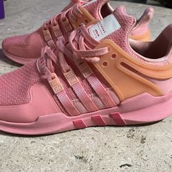 Adidas Women #7.5
