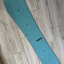 Snowboard - Size 154 W