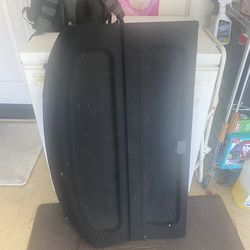 2006 Mazda 3 Wagon Trunk Cover