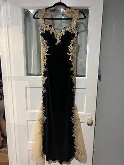 Women’s dress