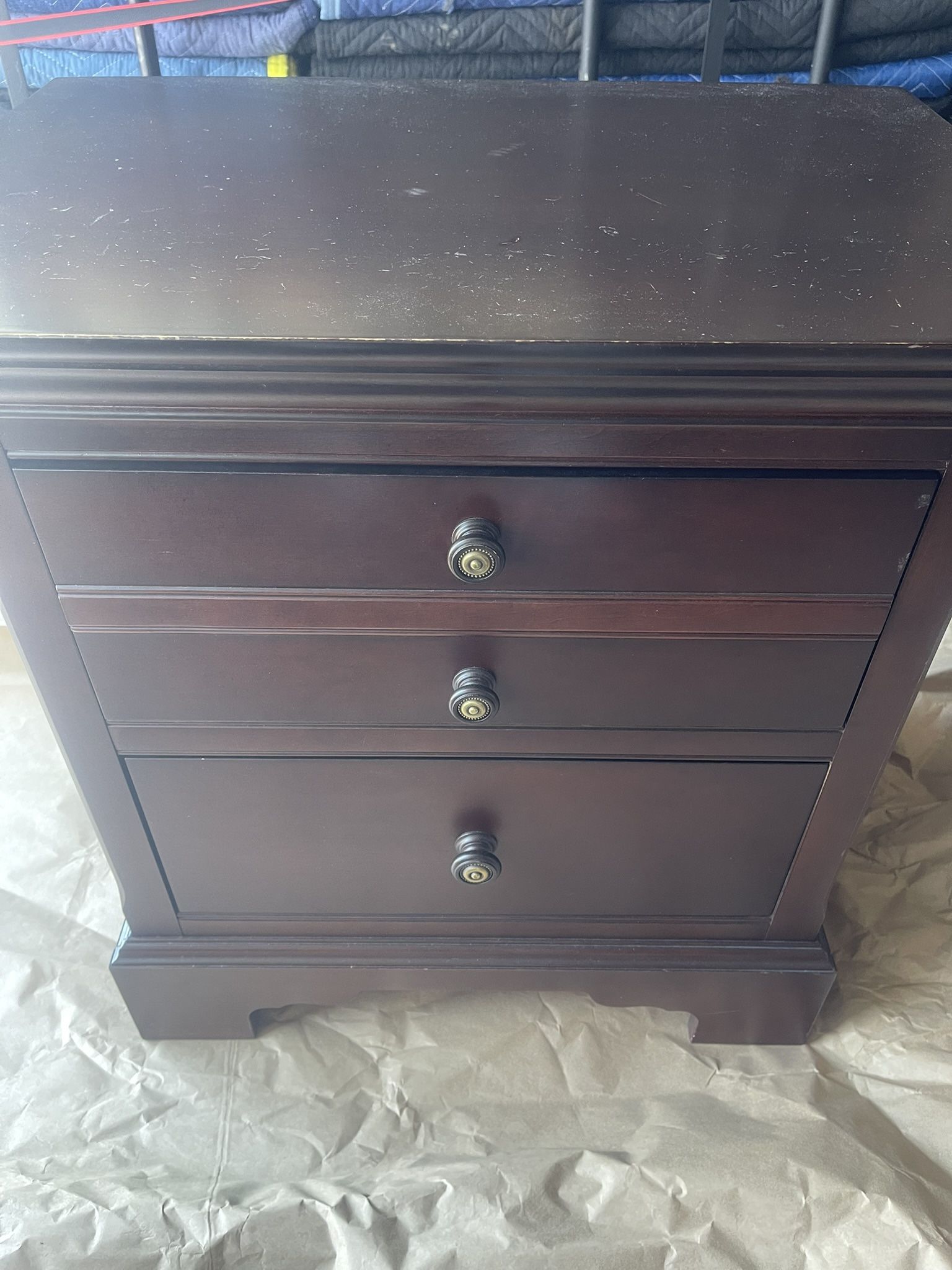 (2) The Pair Nice Small Dresers