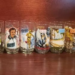 Star wars the empire strikes back and Return of the Jedi burger king glasses (complete sets-MINT)