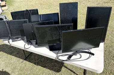$25 EACH 24” COMPUTER MONITORS 47TH AVE. AND DOBBINS IN LAVEEN