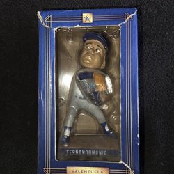 FERNANDO VALENZUELA BOBBLEHEAD DODGERS