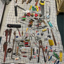 Over 100 huge lot of Vintage tools