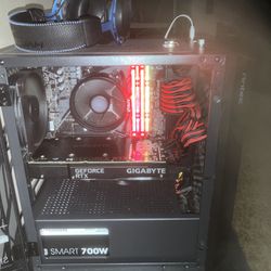 Gaming Pc With Rx6600xt And 5600