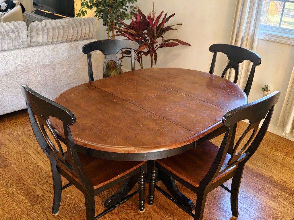 Kenton Dining Set