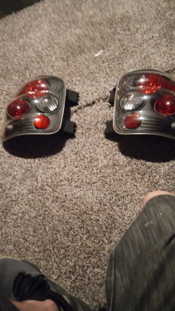 Aftermarket Break Lights Off 99 Silverado