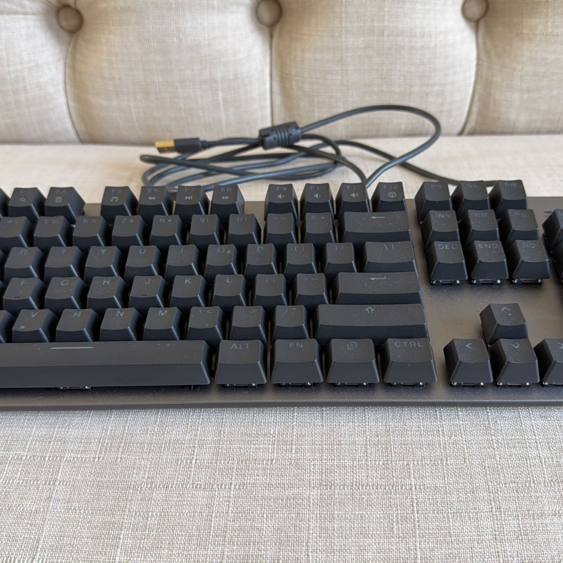 MX Mechanical Wired Keyboard