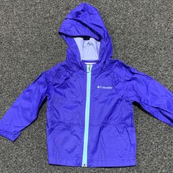 Columbia boy or girl size 2T hooded lightweight windbreaker jacket