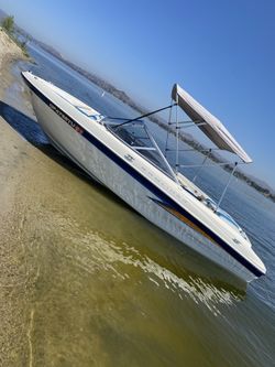 2004 Bayliner 185