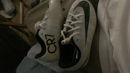 CR7 mercurial soccer cleat