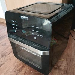 Nuwave Brio 15.5Q Digital Air Fryer Lightly Used with Accessories Kitchenware