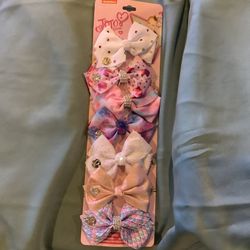 Pack Of 7 Bows By Jojo Siwa. New And In Great Condition