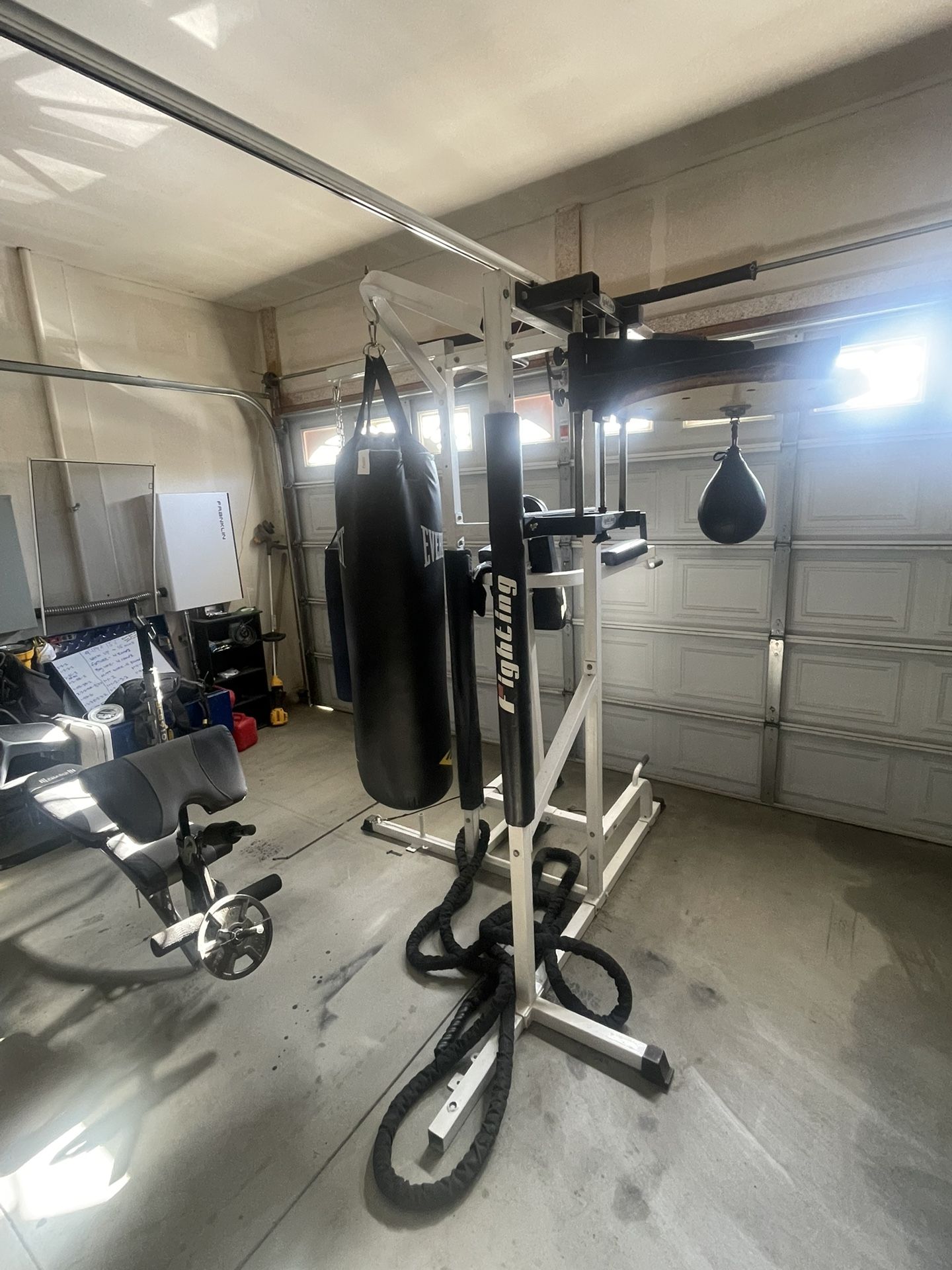 Boxing Stand/speed Bag/ Pull Up Bar / Dip Bar