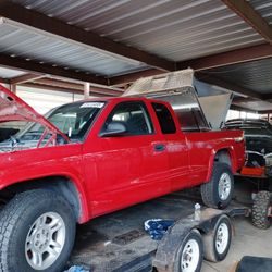 2003 Dodge Dakota  4 X 4  Parts