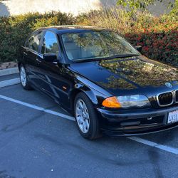 2001 BMW 325i  4dr Black With Tan Int. 