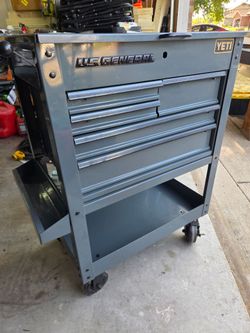 US General 30" Tool Box