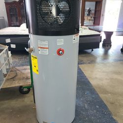 LIKE NEW AO SMITH WATER HEATER WIFI HOME AUTOMATION  CAPABLE 50 GAL