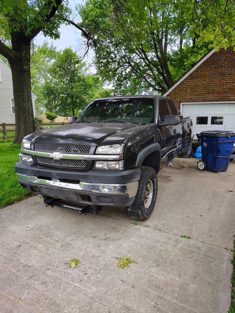 2003 Chevrolet Silverado 2500