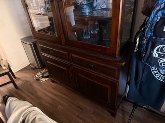 China cabinet larchmont