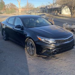 2019 KIA Optima