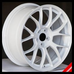 Brand New 18" CC CF2 18×8.5 Gloss White 5×114.3 [+35mm] Wheels