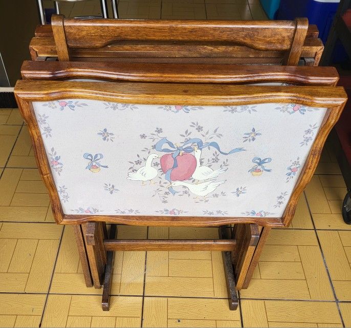 Vintage International China MARMALADE Geese TV Stand Trays Side Folding Tables