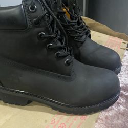 Timberlands Size 4 