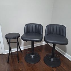 2 Adjustable Bar Stools With Back rest and Backless Stool