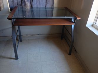 Desk aluminum, wood and glass