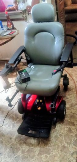 ALANT'E by GOLDEN FWD POWER CHAIR