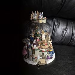 Vintage Christmas Musical Snow Globe With Revolving  ,and With Lights 