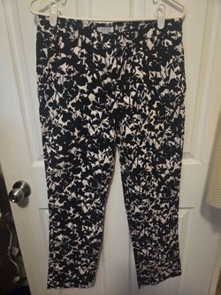 New York & Company Stretch Floral Pants Size 6