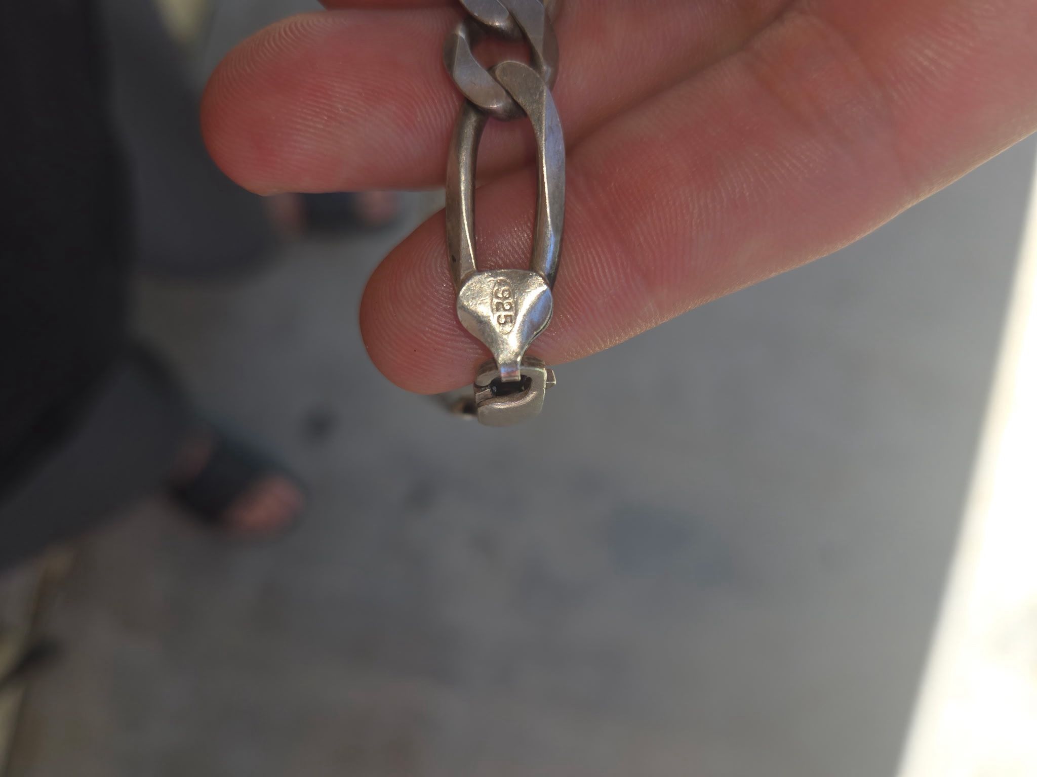 Italian Figaro 76Grams 28in Silver