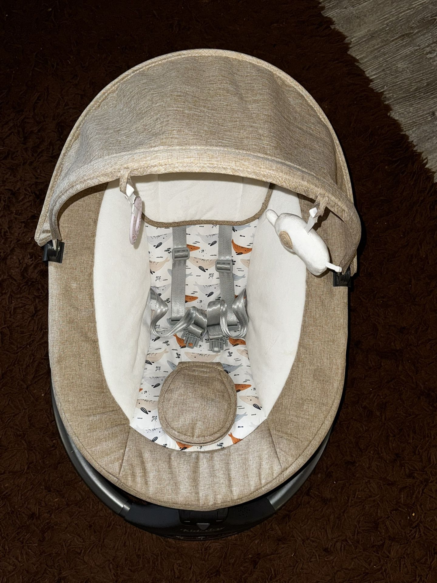 BRAND NEW BABY SWING WITH MANY FEATURES!