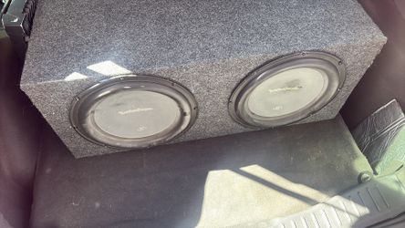 2 12” Rockford Fosgate p2