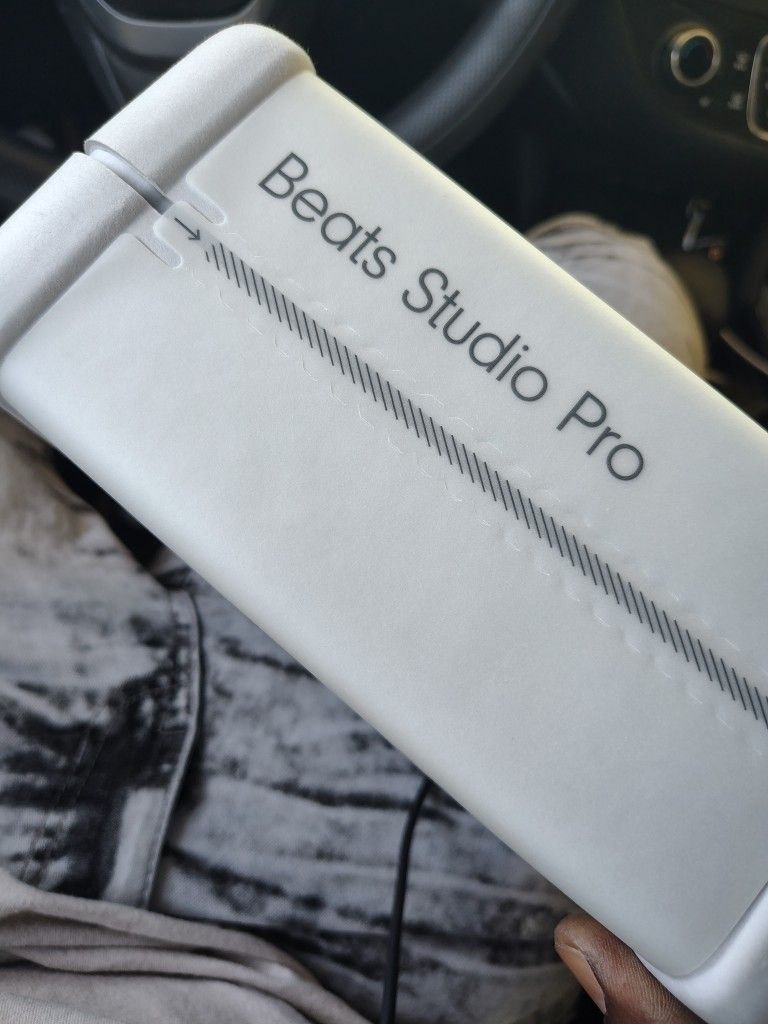 BEATS STUDIO PRO