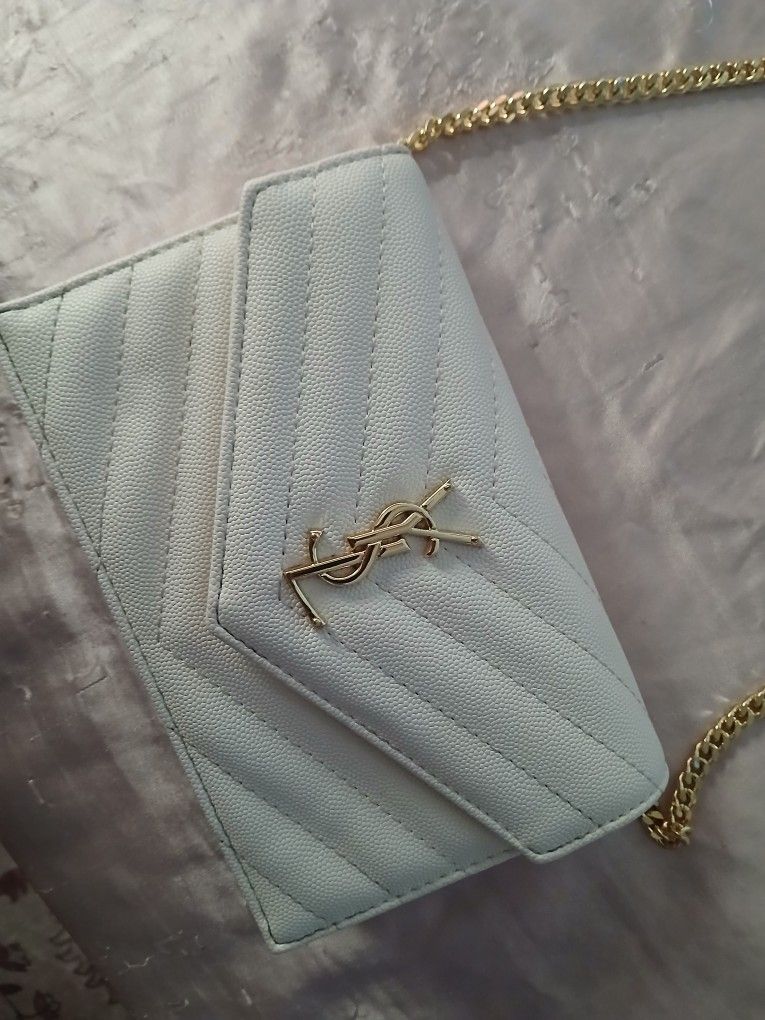 Ysl Yves Saint Laurent White Hand Bag With Gold Chain