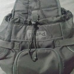 Outward Hound Pouch 