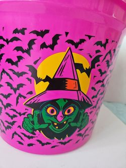 Halloween Witch Plastic Trick-or-Treat Bucket